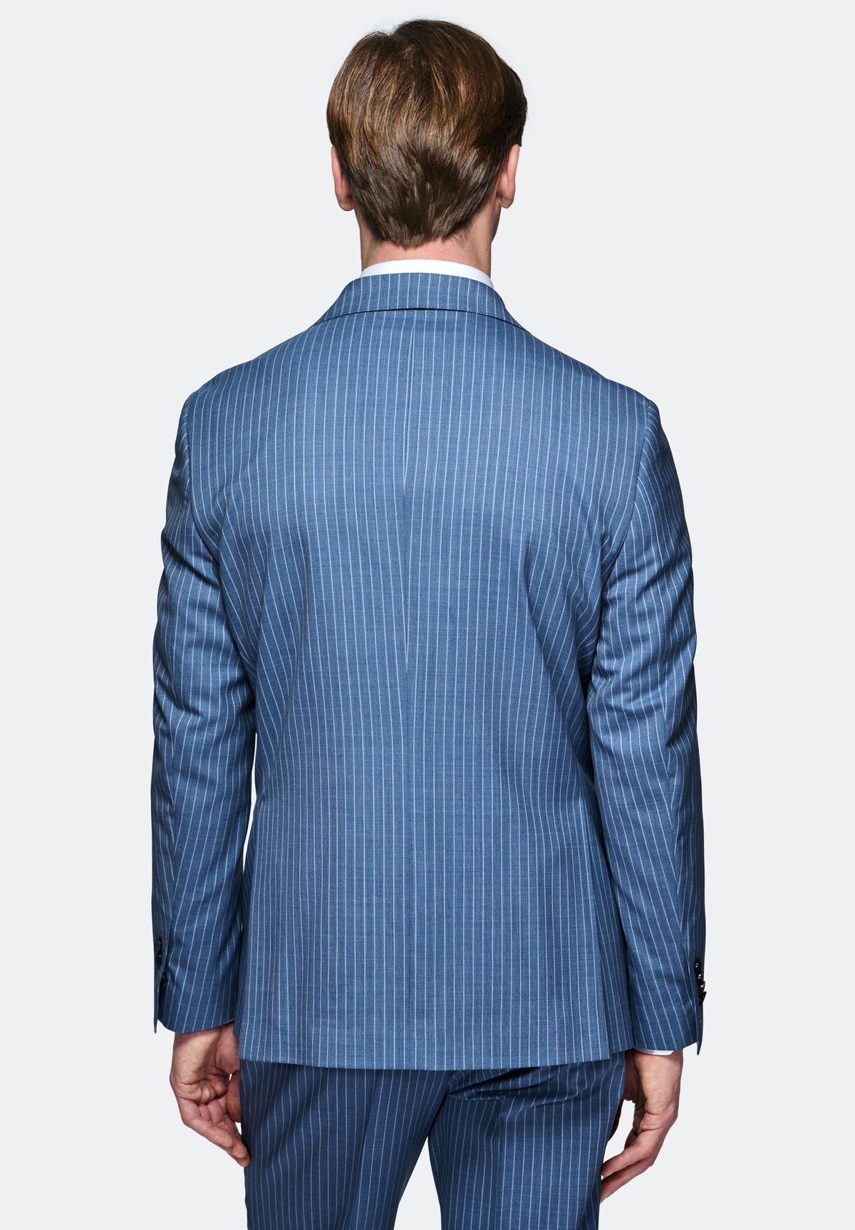 Abito gessato in pura lana